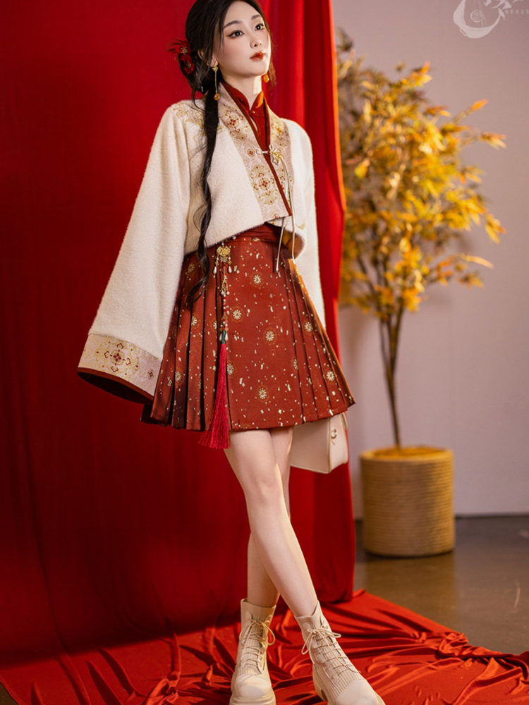 Yearly Bloom | Modern 3-Pieces Mamian Dress Set (年年)
