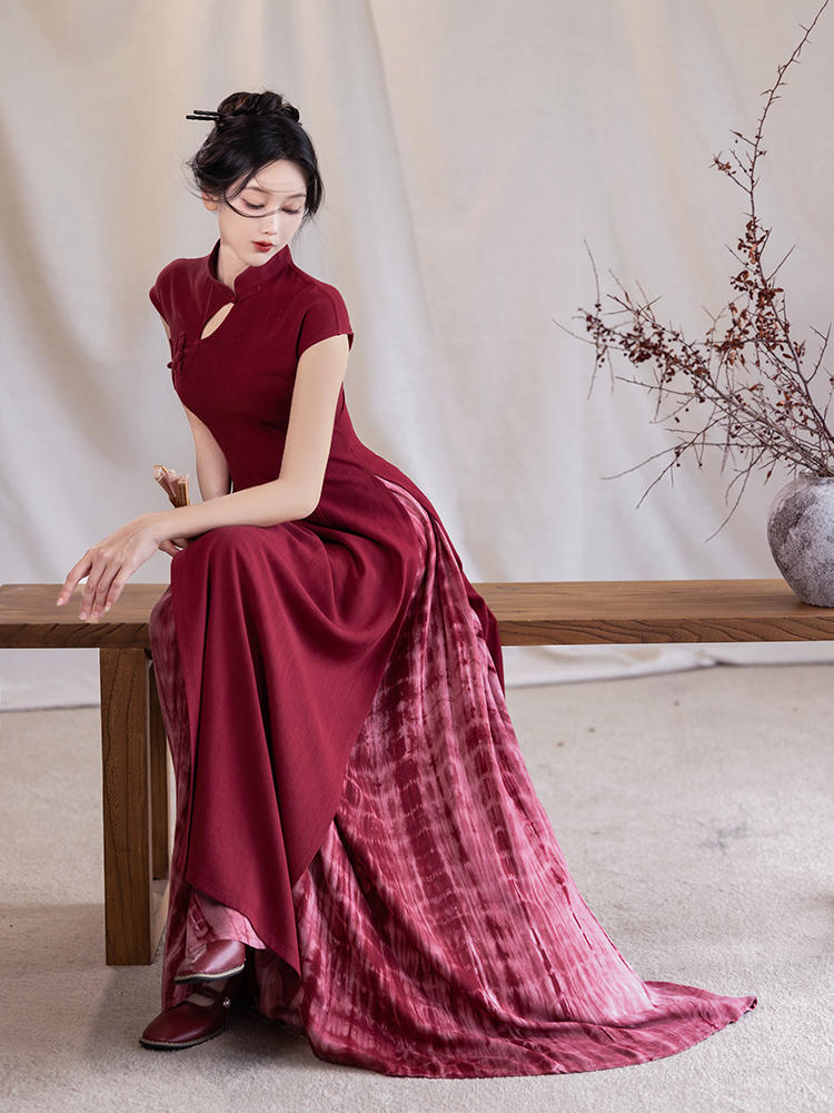 Wine Red Premium Sequin Qipao (红妆)