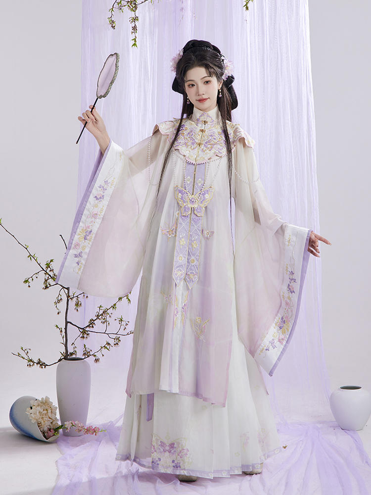 Purple Butterfly | 3-Pieces Embroidered Hanfu (栩栩)