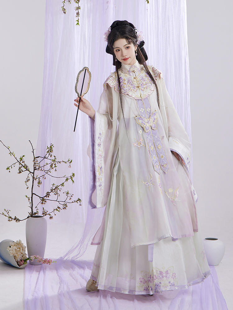 Purple Butterfly | 3-Pieces Embroidered Hanfu (栩栩)