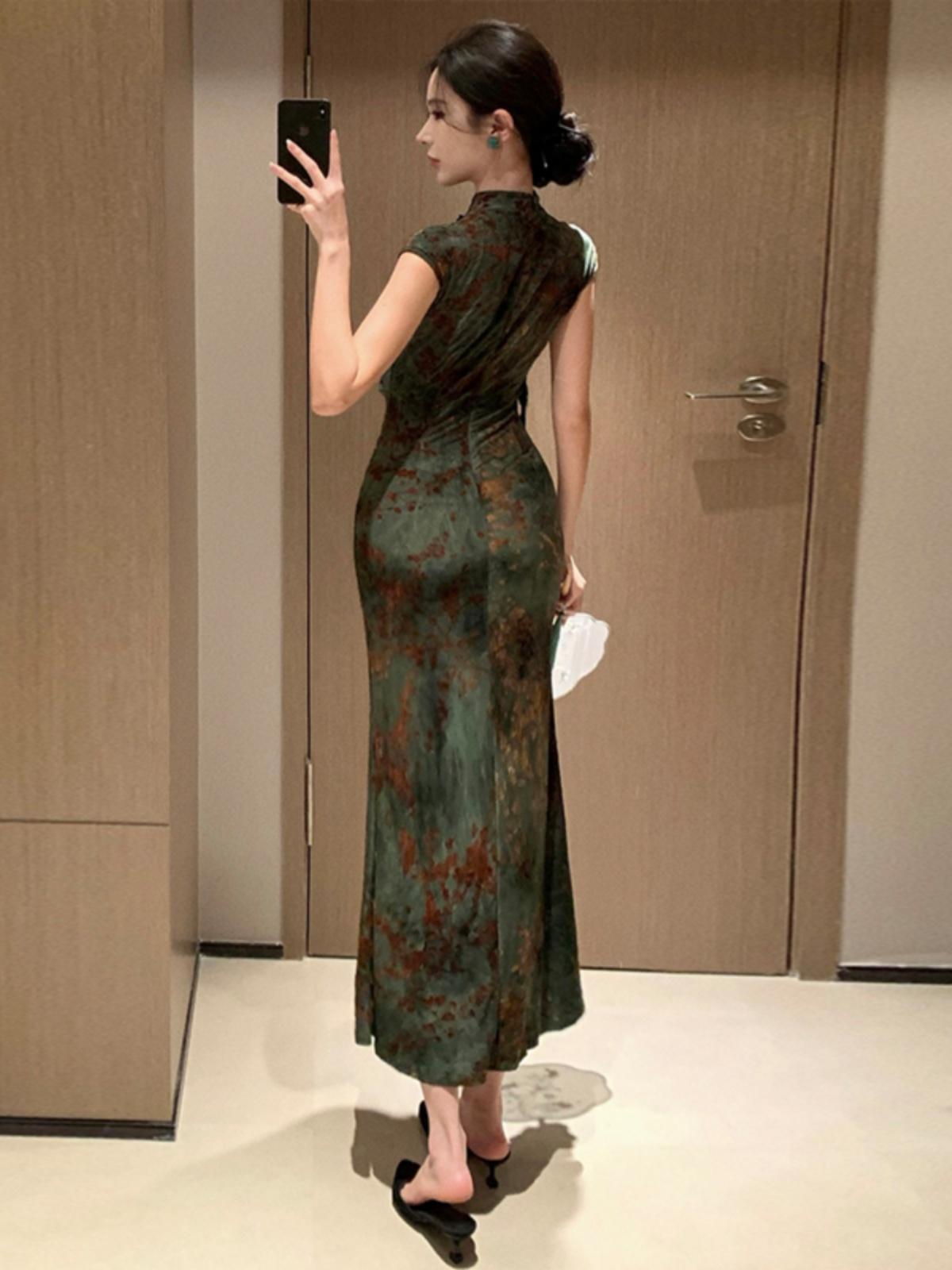 Mo Yun Qiu Shuang | Cheongsam（墨韵秋霜） – Alabe